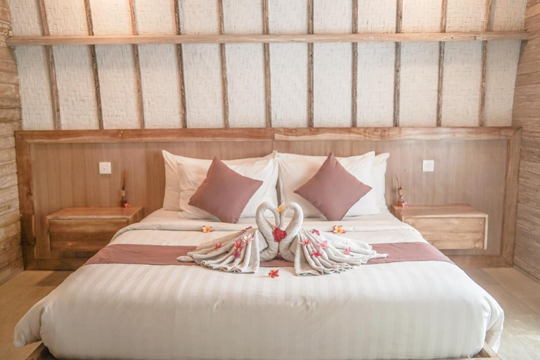 Bedroom 2, La Roja Bungalows, Klungkung