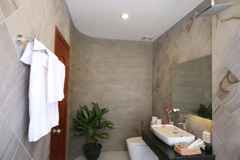 Bathroom 5, Holy Angkor Deluxe Hotel, Siem Reap
