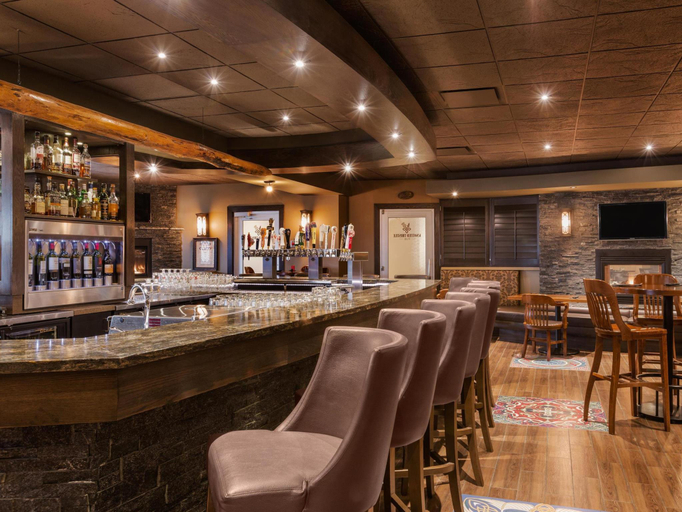 Food & Drinks 5, The Atlas Hotel, Division No. 6