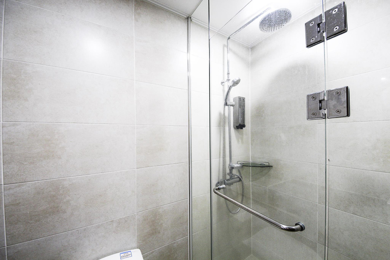 Bathroom 4, Jungmun Oceanblue Hotel, Seogwipo