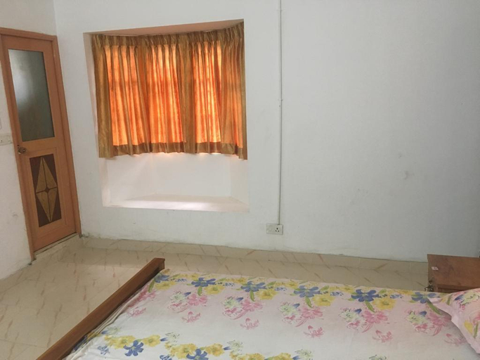Others 5, Montecello, Thiruvananthapuram