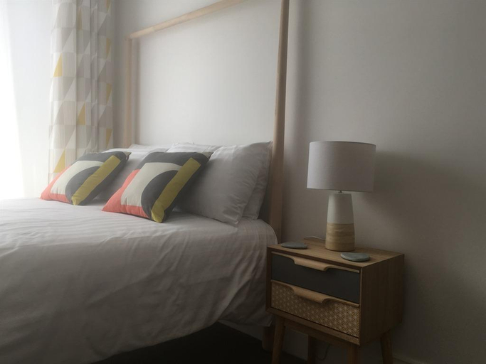Bedroom 2, Portreath Arms, Cornwall