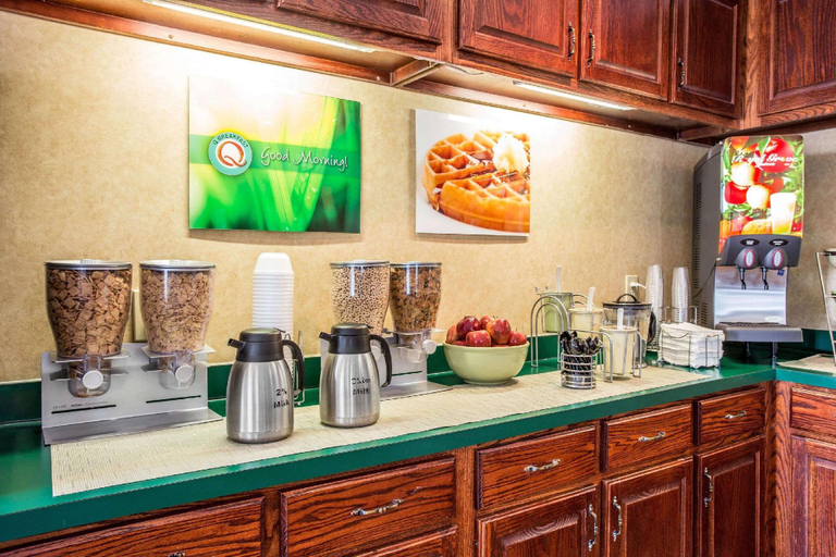 Food & Drinks 3, Quality Inn Cheraw, Chesterfield