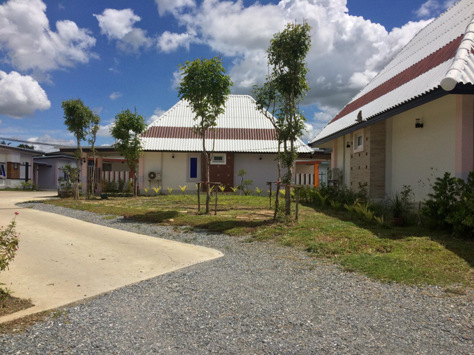 Others 4, Suanrak Resort, Muang Suphanburi