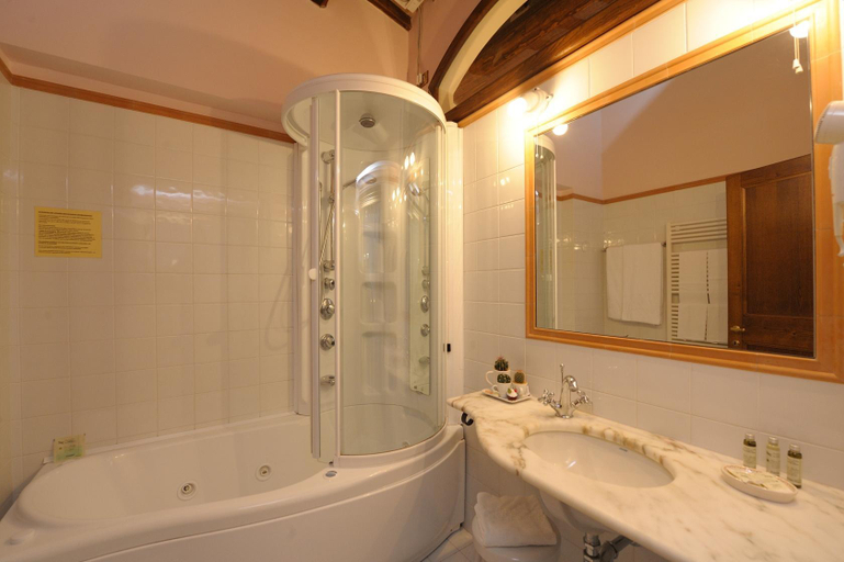 Bathroom 5, Ripa Relais, Perugia