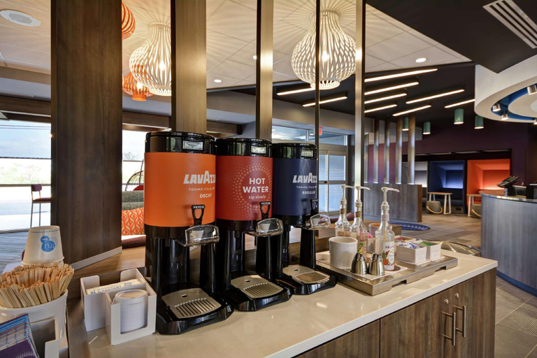 Food & Drinks 4, Tru by Hilton Winchester, Frederick