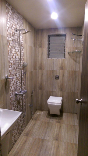 Bathroom, Hotel Ambassador Panchgani, Satara