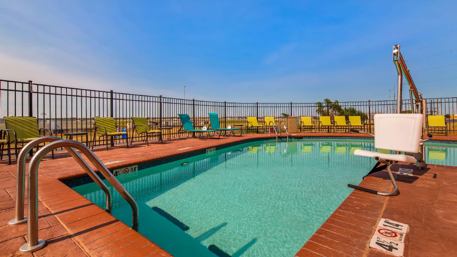 Sport & Beauty, Best Western Plus Executive Residency Elk City, Beckham
