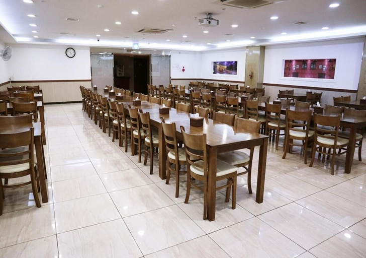 Food & Drinks 5, Hotel Parkside, Jeju