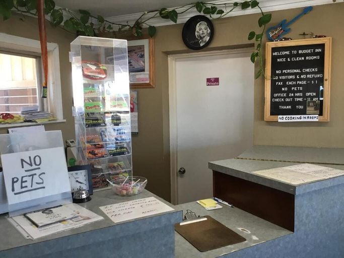 Public Area 3, Budget Inn Plainview, Hale