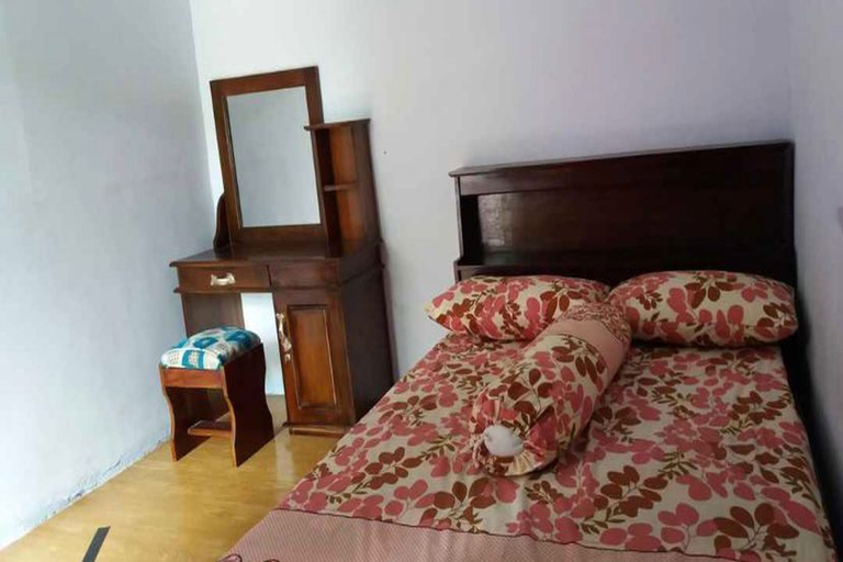 Bedroom 5, Penginapan Dhilpratis, Malang