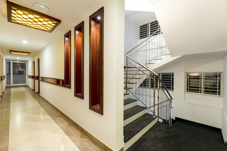 Public Area 2, Hotel Burooj, Ernakulam