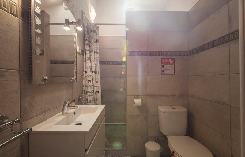 Bathroom 5, A35 - Maritime Discovery Apartment, Lagos