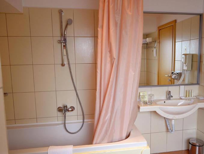 Bathroom 3, Times Hotel, Municipiul Bucuresti