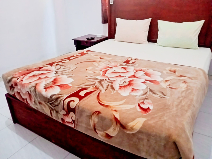 Bedroom 3, Karanggoso Indah Hotel, Trenggalek