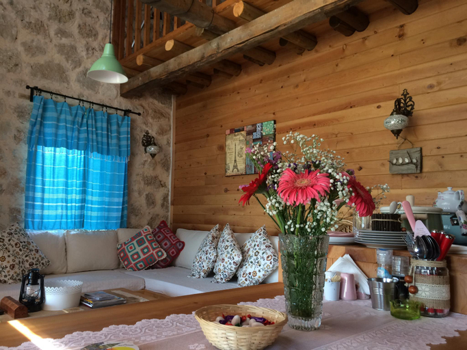 Others 3, Ambar Evleri, Kaş