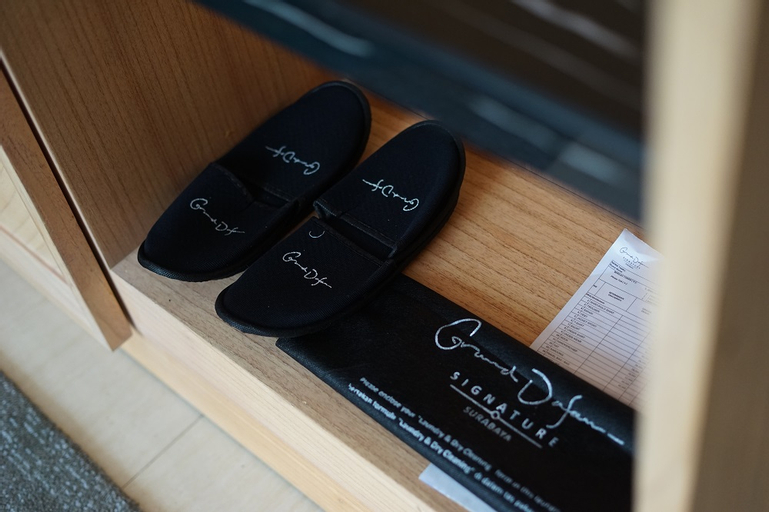 Amenities 30