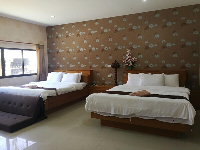 Bedroom 27