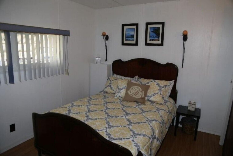 Bedroom 5, 11311 Azalea Lane, Lee