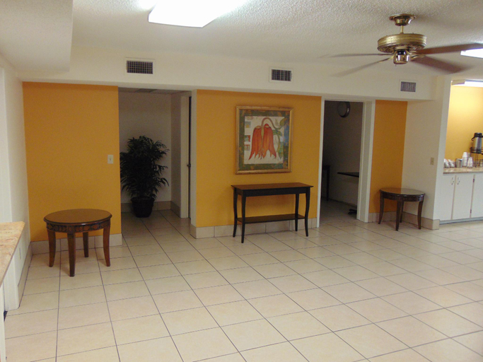 Public Area, Hotel Brewton, Escambia