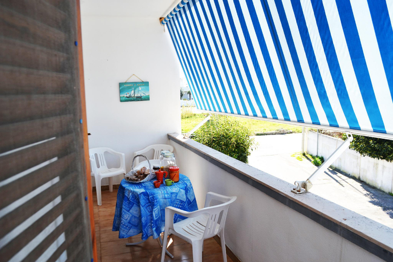 Others 4, Holiday home close to the sea with internal parking and climate, Lecce