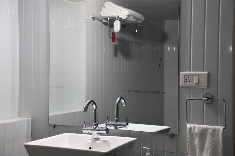 Bathroom 2, Villa Atlantis - Luxury 2BHK Private Villa in Anjuna 5 min close to Anjuna Beach & Artjuna, North Goa