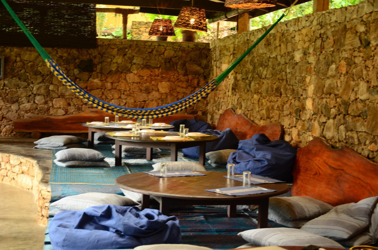 Public Area 2, Borderlands, Yatiyanthota