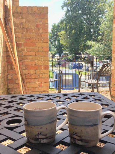 Food & Drinks, 2 Bedroom Ground Floor Riverside Apartment St Neots, Cambridgeshire