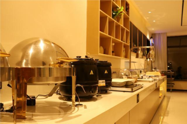 Food & Drinks 5, City Comfort Inn Zhanjiang Xuwen Passenger Station, Zhanjiang