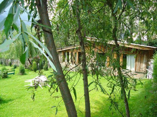 Others 2, Hotel Volga, Anantnag