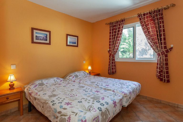 Bedroom 2, Apartment near the beach, big terrace with nice sea views, wifi and parking, Las Palmas