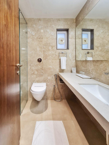 Bathroom, The Pavillion Hotel, Kolhapur