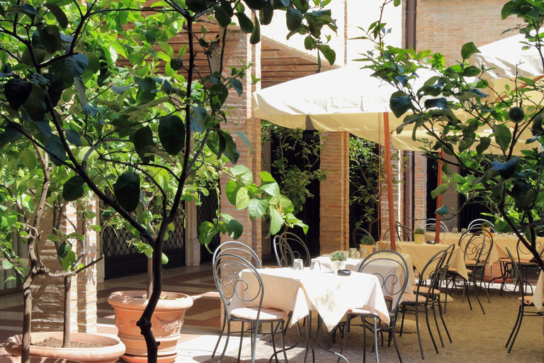 Food & Drinks 5, Colosseo Gardens - My Extra Home, Rome