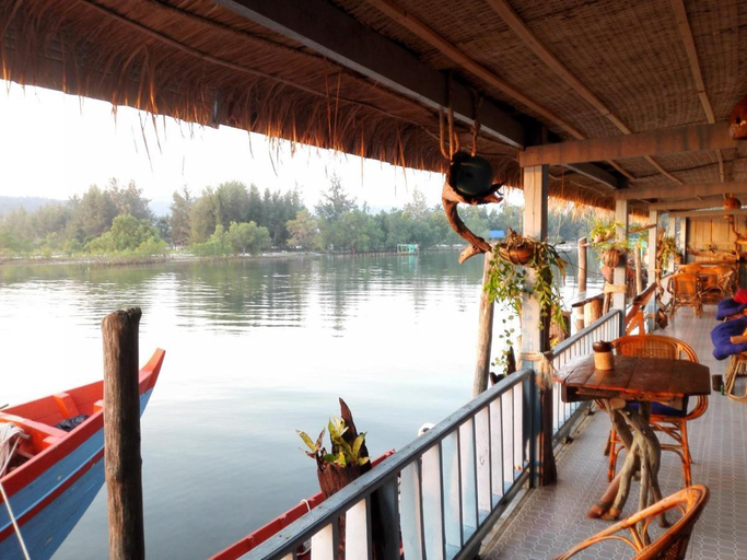 Others 3, Firefly Guesthouse, Sihanoukville