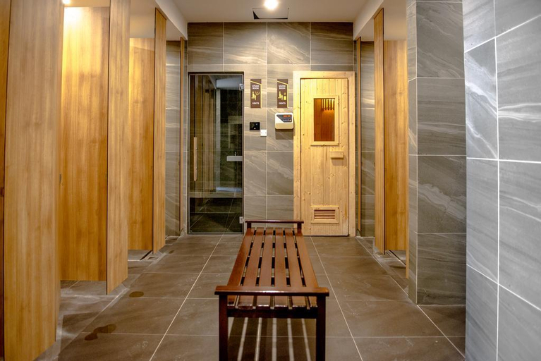 ATTIC✦SkyGarden Private Pool Luxury FamilySuite#39, Malacca City