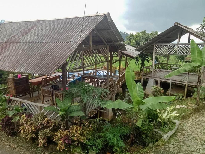 Exterior & Views 4, De Salak Homestay Gunung Salak RedPartner, Bogor