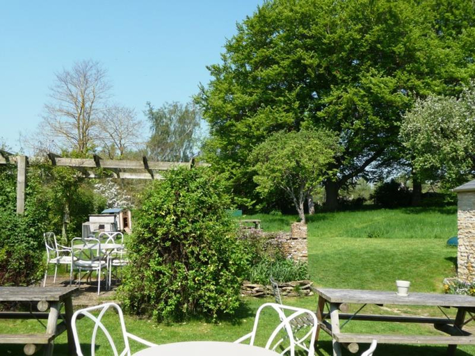 Others 5, The Swan Inn Swinbrook, Oxfordshire