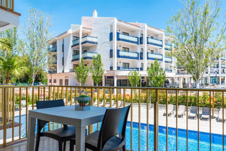 Others 5, Rentalmar Pins Marina, Tarragona