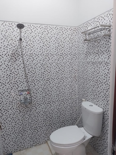 Bathroom, Griya Santi Premium Guest House, Tabanan
