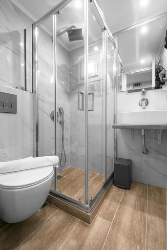 Bathroom 3, Penthouse Level 9, Nilie Hospitality MGMT, Central Macedonia