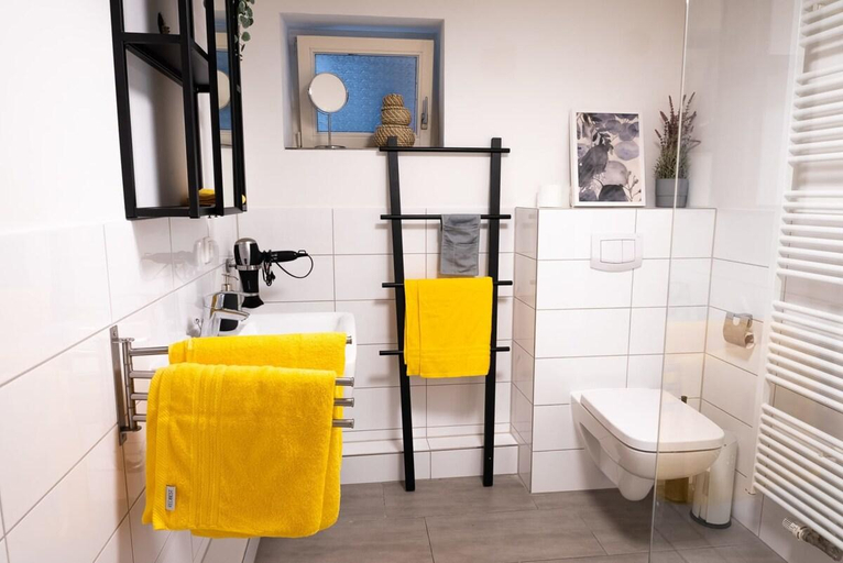 Others 3, Hamburg Altona - 3 Bedrooms for up to 10, Hamburg