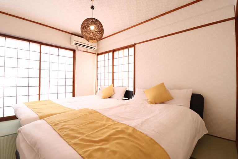 Bedroom, Sankōpoyuu Nippombashi, Osaka