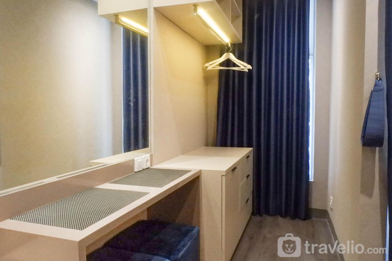 Others 2, Luxury Studio at Supermall Mansion Apt By Travelio, Surabaya