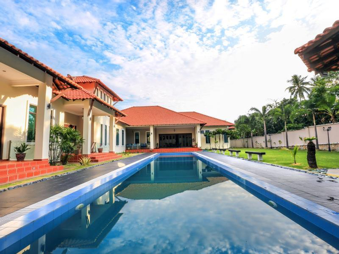 Sport & Beauty 2, ELshape Holiday Home, Alor Gajah