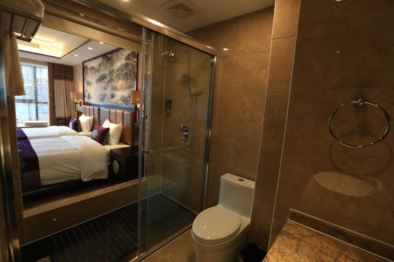 Bathroom 3, Yonghe Tianmen Boutique Hotel, Zhangjiajie