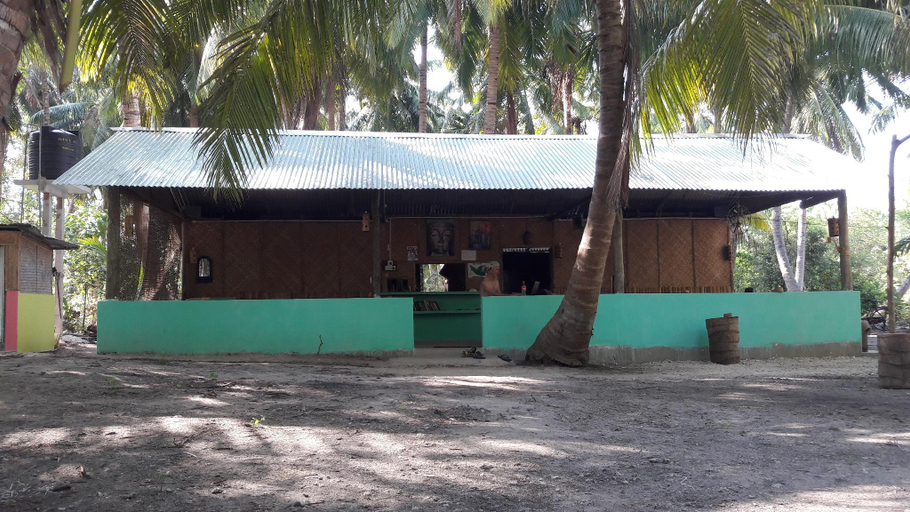 Exterior & Views 4, elephant and four wise men, South Andaman