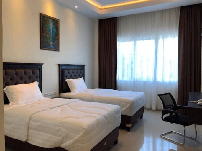 Bedroom 5, Kirei Hotel Bantaeng, Bantaeng