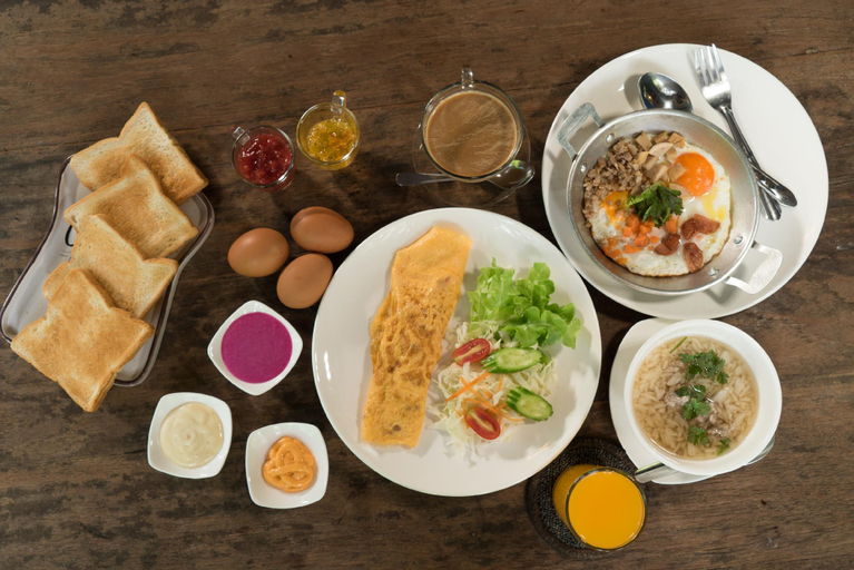 Food & Drinks 5, Hatthatara Resort, Muang Samut Songkhram