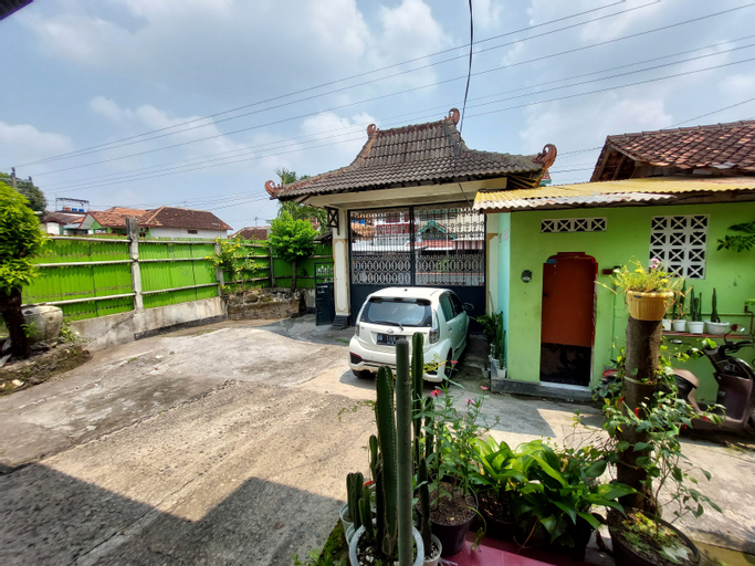 Exterior & Views 1, Homestay Rachmad Homestay Warungboto, Yogyakarta