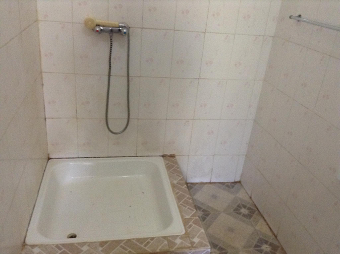 Bathroom 4, Kitolie Home and Lodge, Moshi Urban